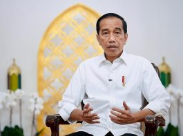 Jelang Reshuffle Jokowi Diminta Pecat Menteri Bermasalah