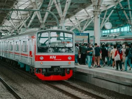 Peningkatan Signifikan, KAI Layani Hampir 300 Juta Penumpang Hingga Agustus 2024
