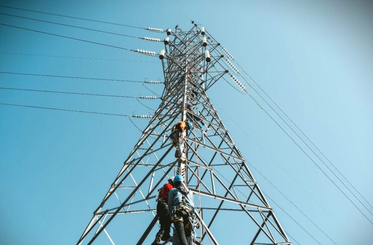 PLN Pastikan Pasokan Listrik saat Iduladha Aman dan Bebas Gangguan