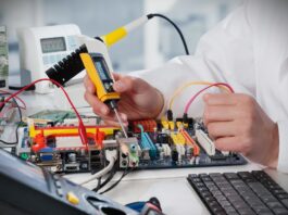 Buka Jasa Servis Laptop Sekarang, Masih Untung atau Nggak?