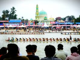 Festival Pacu Jalur Buktikan Budaya Bisa Jadi Motor Penggerak Ekonomi Daerah