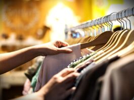 Pedagang Baju Bekas Minta Kepastian, Menteri UMKM Janji Siapkan Formulasi Baru