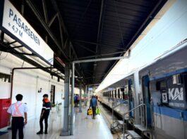 Lebih dari 1 Juta Orang Naik Kereta, Penumpang KAI di Libur Panjang Catat Rekor Tinggi Lebih dari 1 Juta Orang Naik Kereta, Penumpang KAI di Libur Panjang Catat Rekor Tinggi