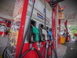 BBM Langka di Bali, Pertamina Alihkan Armada Mobil Tangki dari Banyuwangi